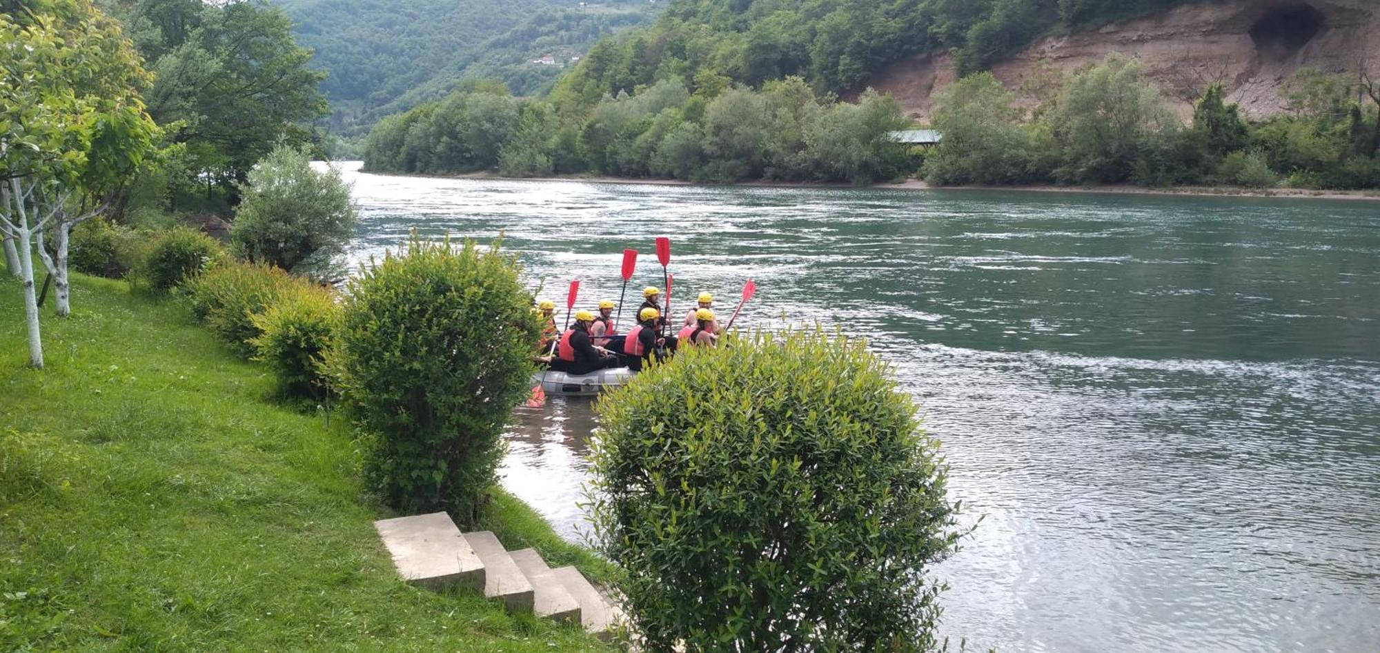 Vikendica Pored Drine Foca Handici ภายนอก รูปภาพ